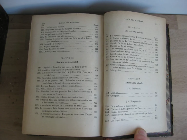 Principes de colonisation et de législation coloniale Principes de colonisation et de législation coloniale