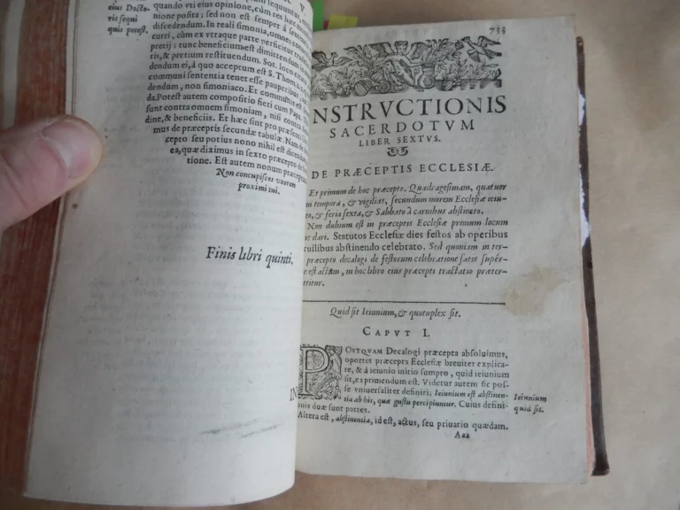 De instructione sacerdotum & peccatis mortalibus libri octo De instructione sacerdotum & peccatis mortalibus libri octo