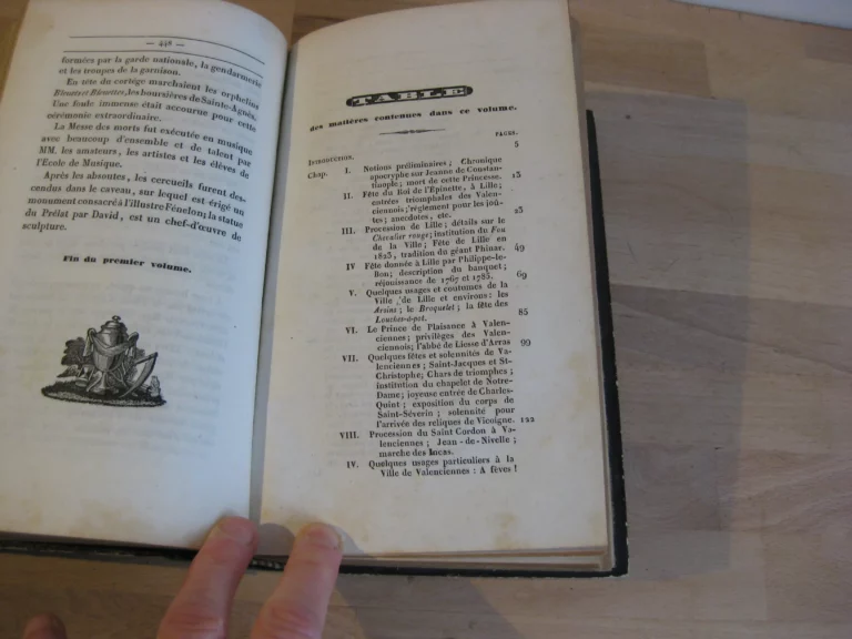 Histoire des fêtes civiles et religieuses. Madame Clément, née Hémery