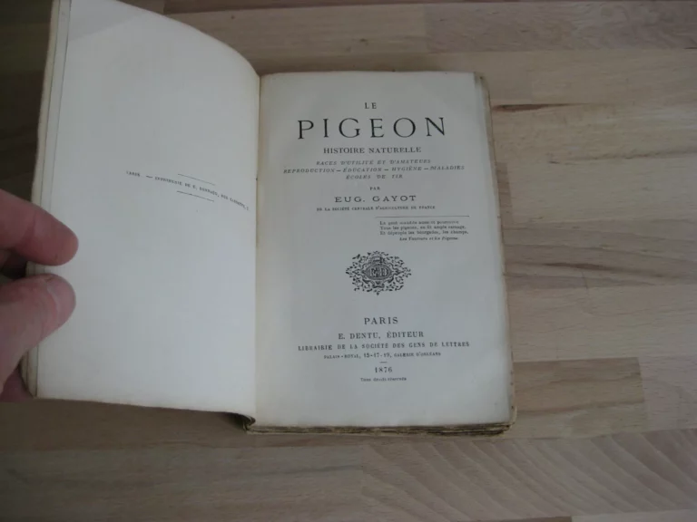 Le pigeon. Histoire naturelle. Eugène Gayot Le pigeon. Histoire naturelle. Eugène Gayot