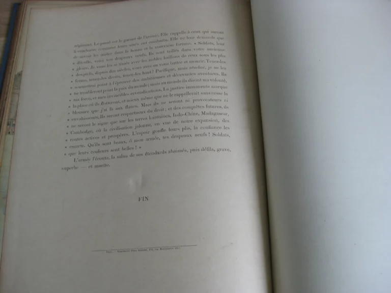 Les trois couleurs - Georges Montorgueil / Job (ill.)