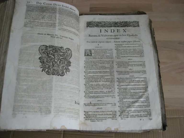 Opera in très tomos distributa. R.P. Pauli Layman