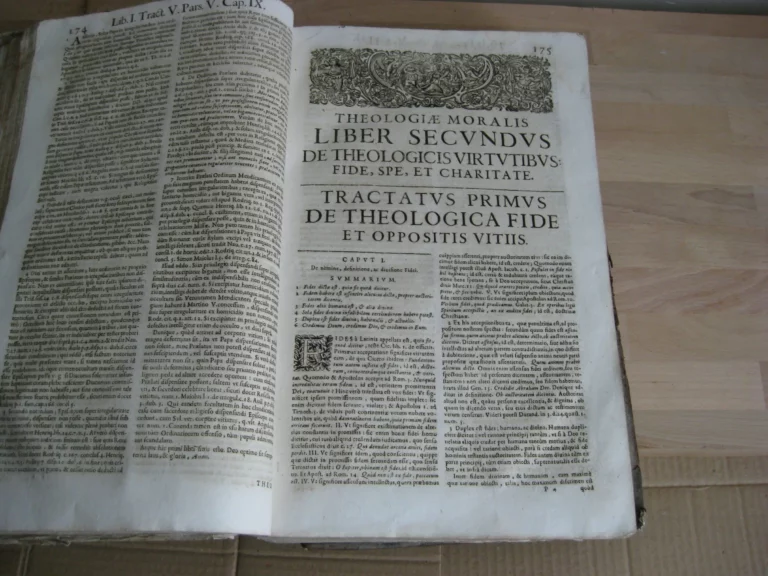 Opera in très tomos distributa. R.P. Pauli Layman