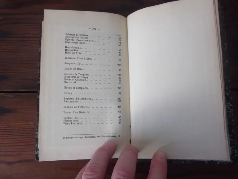 Tablettes d’histoires locales - Emile Coët - 4 volumes Tablettes d’histoires locales - Emile Coët - 4 volumes