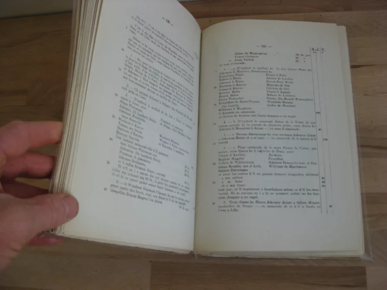 Une guerre sociale interurbaine dans la Flandre Wallonne au XIIIème siècle. Douai et Lille, 1284-1285