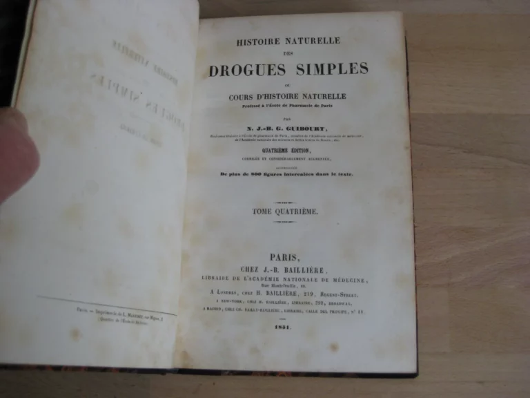 Histoire naturelle des drogues simples ou cours d'histoire naturelle