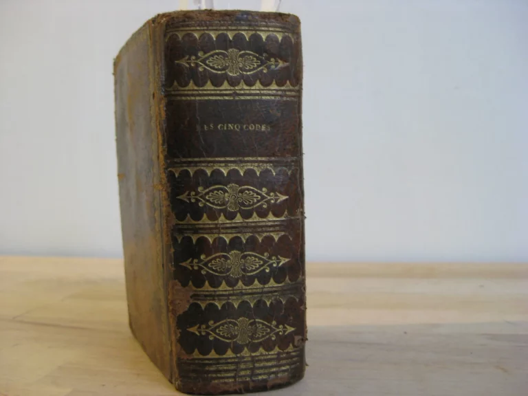 Les cinq codes Les cinq codes