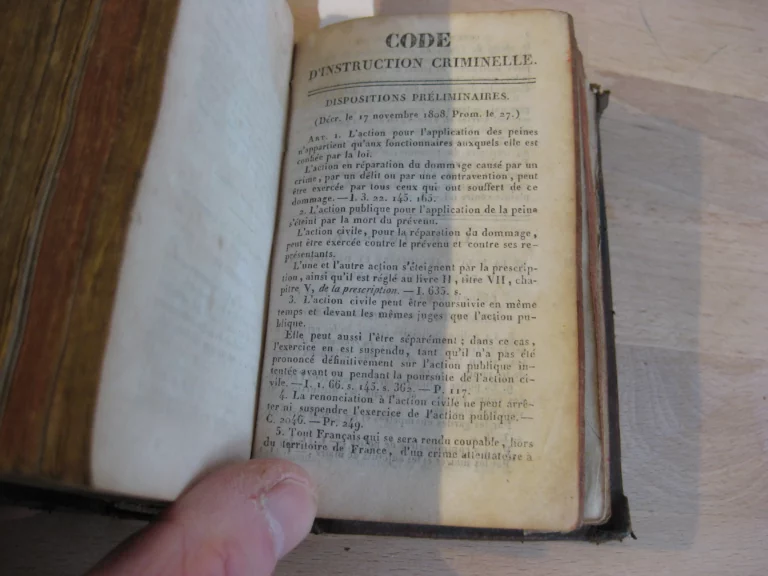 Les cinq codes Les cinq codes