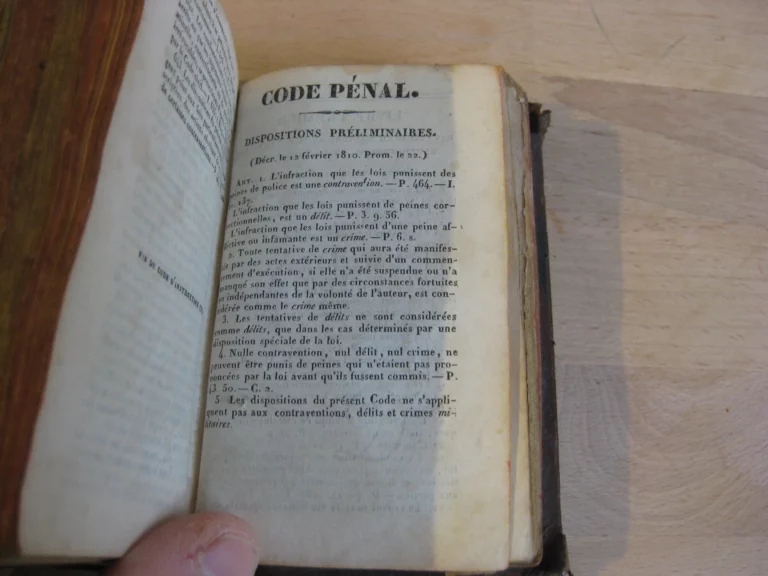 Les cinq codes Les cinq codes