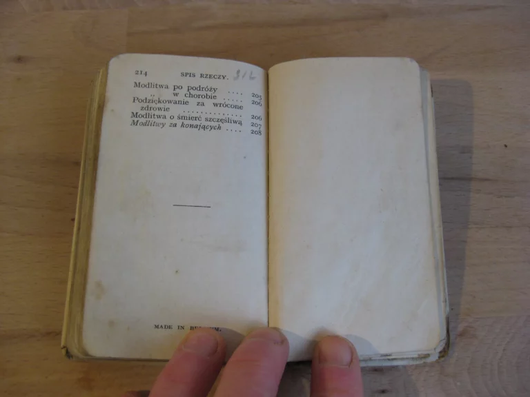 Livre polonais de prières dont Modlitwy  do spowiedzy sw