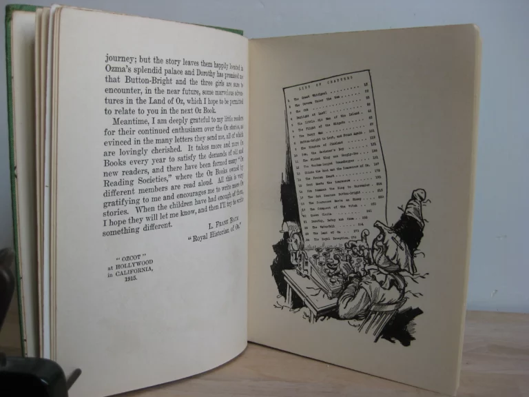 The Scarecrow of OZ - L. Frank Baum / John R. Neill - Édition originale The Scarecrow of OZ - L. Frank Baum / John R. Neill - Édition originale