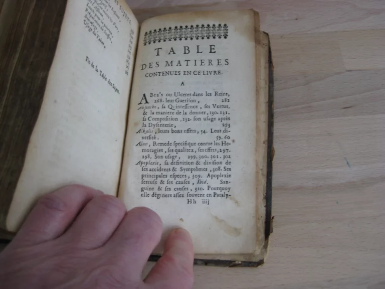 Traité des maladies les plus fréquentes - Helvétius Traité des maladies les plus fréquentes - Helvétius