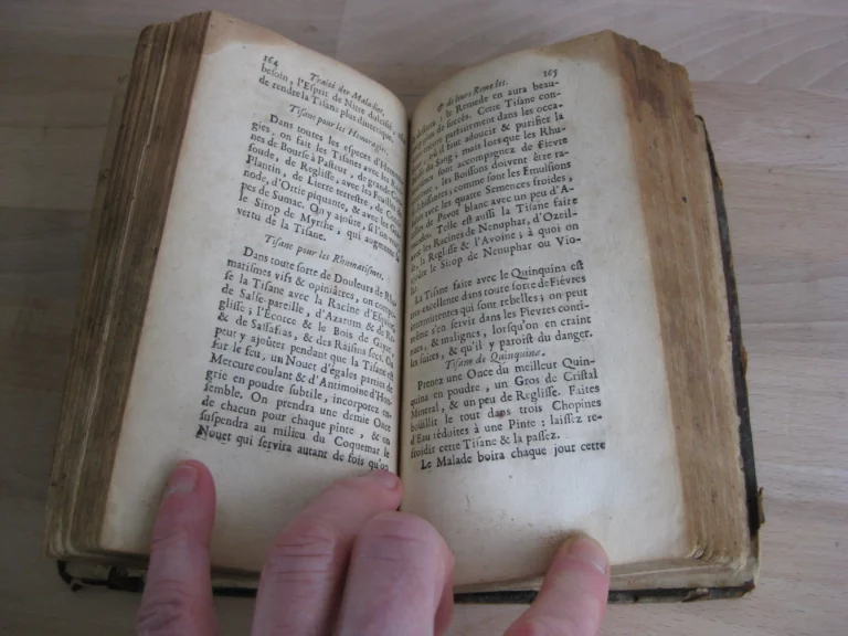 Traité des maladies les plus fréquentes - Helvétius Traité des maladies les plus fréquentes - Helvétius