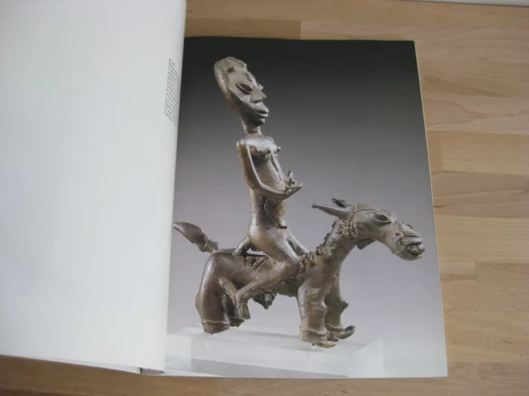 Earth and the ancestors - Ogboni Iconography