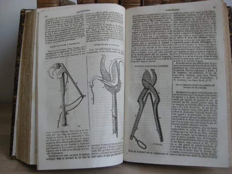 Journal des connaissances utiles - 1831 à 1846, 8 volumes, complet Journal des connaissances utiles - 1831 à 1846, 8 volumes, complet