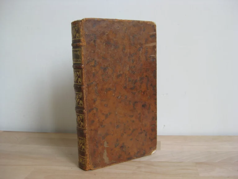 Pensées chrétiennes mises en parallèle, ou en opposition avec les Pensées Philosophies