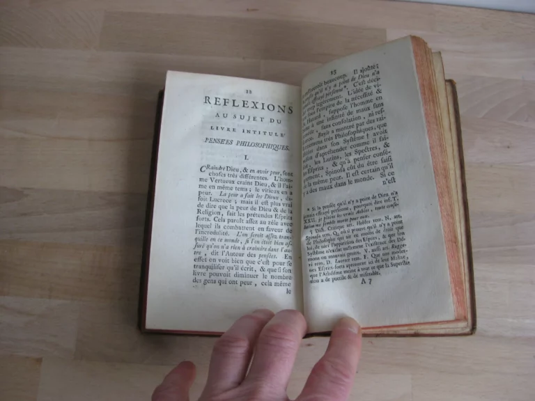 Pensées chrétiennes mises en parallèle, ou en opposition avec les Pensées Philosophies