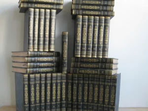 Bibliothèque universelle des voyages effectués par mer ou par terre