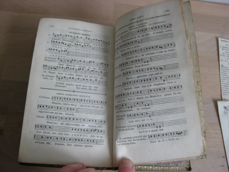 Brevarium Parisiense D. Hyacinte Ludovici De Quelen