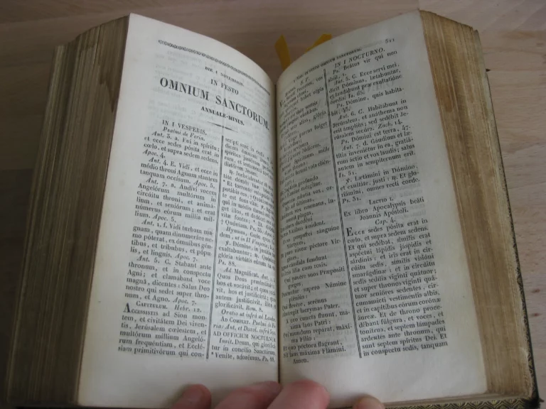 Brevarium Parisiense D. Hyacinte Ludovici De Quelen