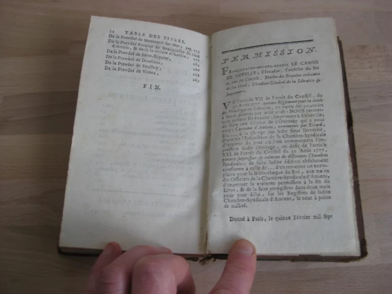 Coutumes du bailliage d’Amiens commentées par Ricard