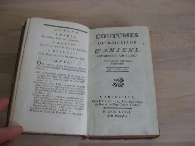 Coutumes du bailliage d’Amiens commentées par Ricard
