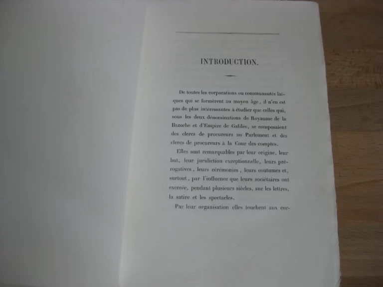 Études historiques sur les clercs de la Bazoche Études historiques sur les clercs de la Bazoche