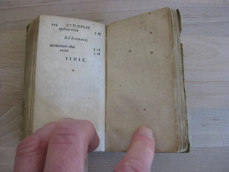 Hippocratis Aphorismi Graecoltini e Regione - Hippocrate et C. Celse Hippocratis Aphorismi Graecoltini e Regione - Hippocrate et C. Celse