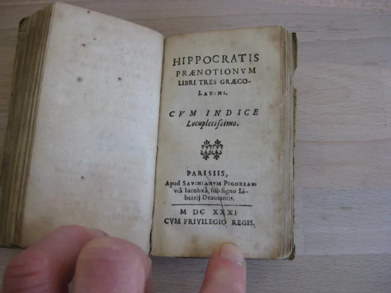 Hippocratis Aphorismi Graecoltini e Regione - Hippocrate et C. Celse Hippocratis Aphorismi Graecoltini e Regione - Hippocrate et C. Celse