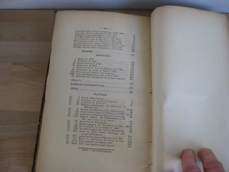 Les seigneurs de Chateauvoué 966-1793