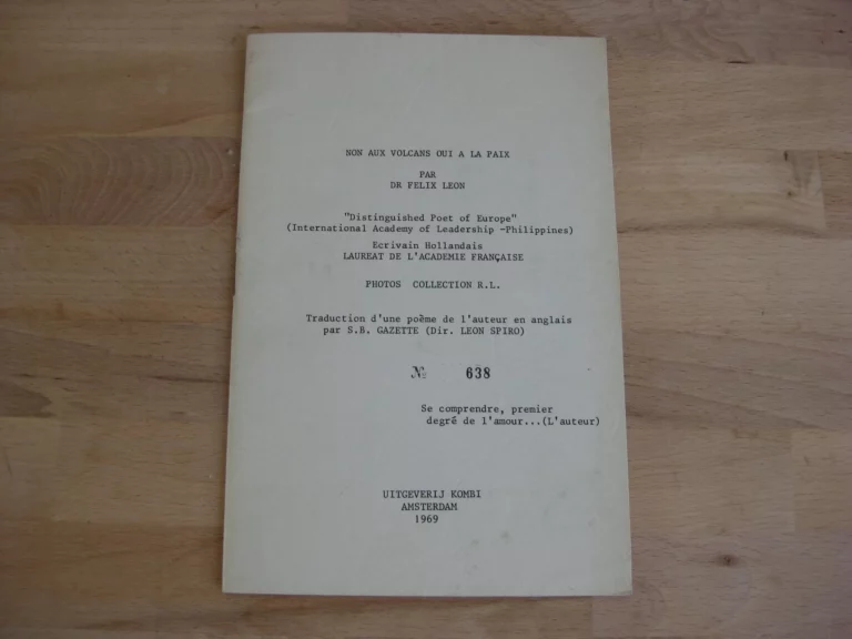 Non aux volcans, oui à la paix - Félix Léon Non aux volcans, oui à la paix - Félix Léon