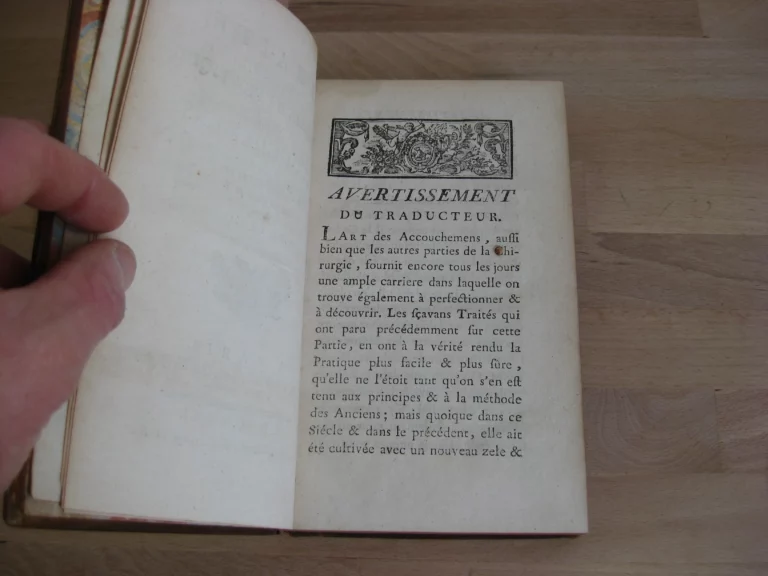 Traité de la théorie et pratique des accouchements, Tome 1