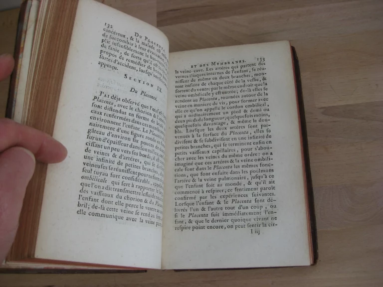 Traité de la théorie et pratique des accouchements, Tome 1