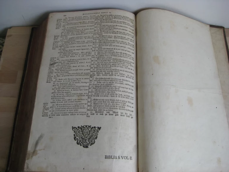 Biblia sacra latino-germanica oder Latin- Deutsche Bibel