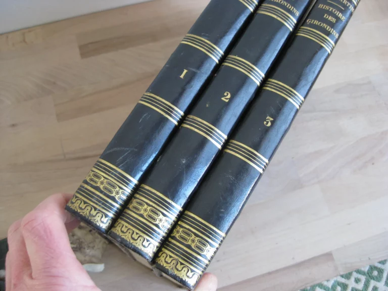 Histoire des Girondins. Édition illustrée, 3 tomes complet.