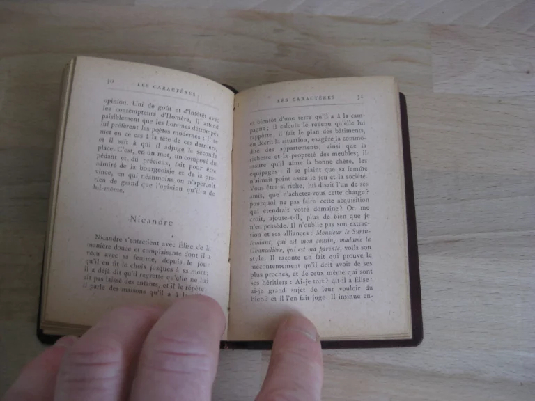 Les caractères - Les caractères Les caractères - Les caractères