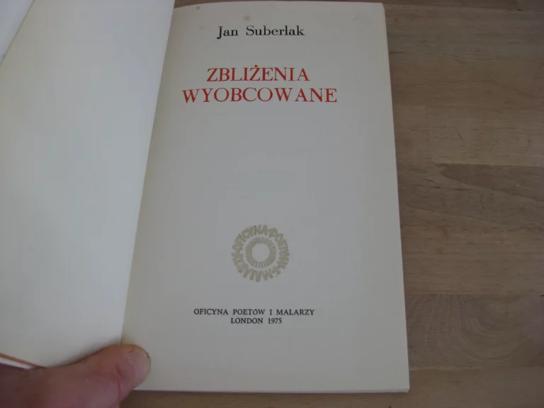 Zblizenia wyobcowane - Jan Suberlak