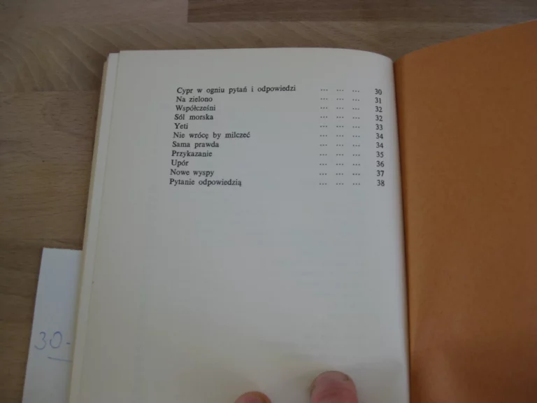 Zblizenia wyobcowane - Jan Suberlak