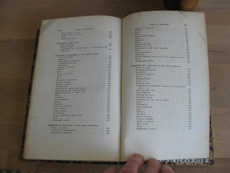 Abécédaire ou rudiment d’archéologie 2 tomes, M. de Caumont