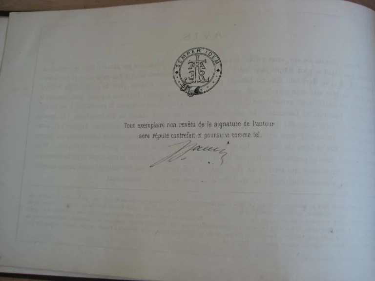 Album de Monogrammes historiques et Modernes (avec plus de 700 monogrammes) Album de Monogrammes historiques et Modernes (avec plus de 700 monogrammes)