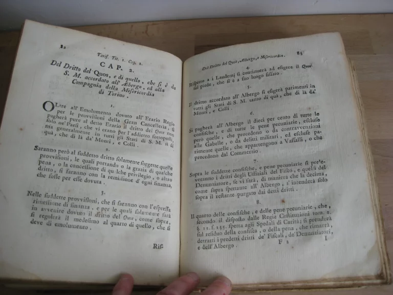 Edito di S.M. riguardante alcune dichiarazioni Sopra le Generali Costitutioni e Contenente la Tariffa degli Emolument