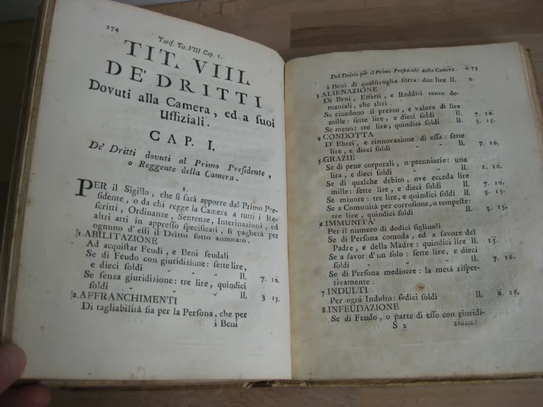 Edito di S.M. riguardante alcune dichiarazioni Sopra le Generali Costitutioni e Contenente la Tariffa degli Emolument