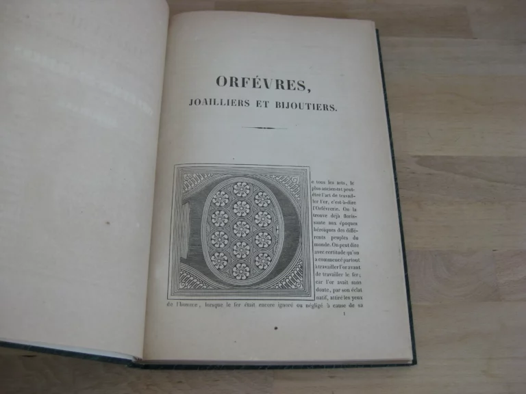 Histoire de l’orfévrerie-joaillerie et des orfèvres-joailliers de la France et de la Belgique Histoire de l’orfévrerie-joaillerie et des orfèvres-joailliers de la France et de la Belgique