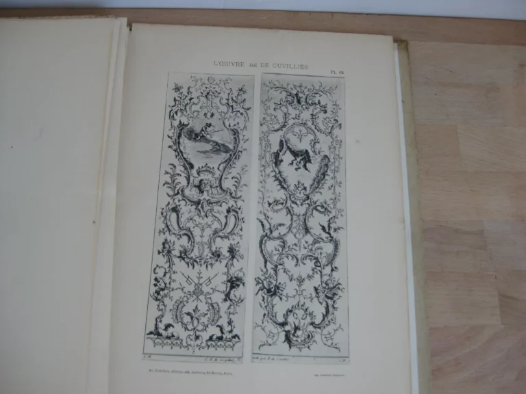 L’œuvre de De Cuvilliès. époque Louis XV. Nouveau livre de plafonds inventé par François de Cuvilliès.