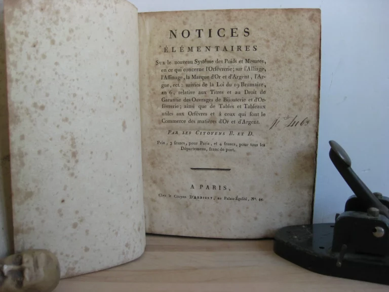 Notices élémentaires sur le nouveau système des poids et mesures, en ce qui concerne l’orfévrerie Notices élémentaires sur le nouveau système des poids et mesures, en ce qui concerne l’orfévrerie