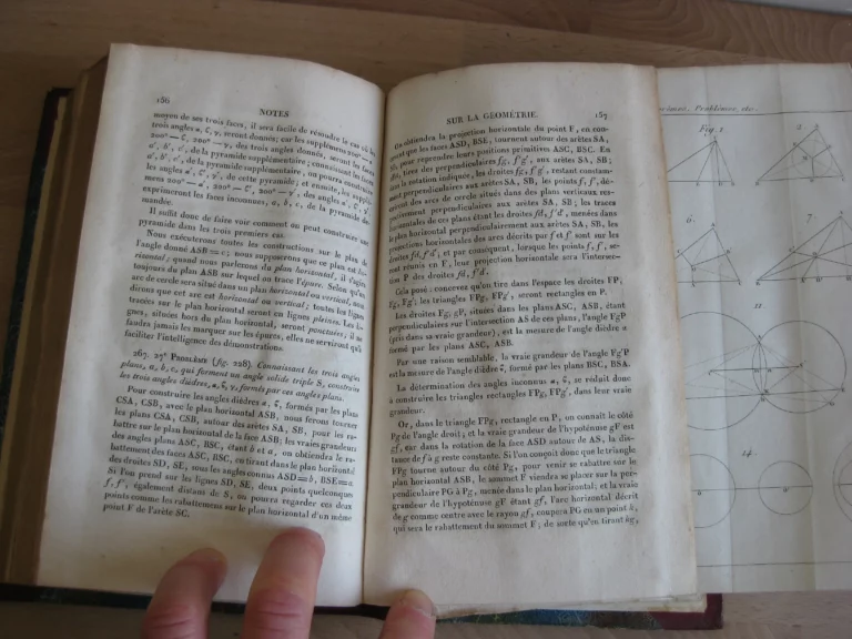 Cours de Mathématiques à l'usage de la Marine et de l'Artillerie, seconde partie Cours de Mathématiques à l'usage de la Marine et de l'Artillerie, seconde partie