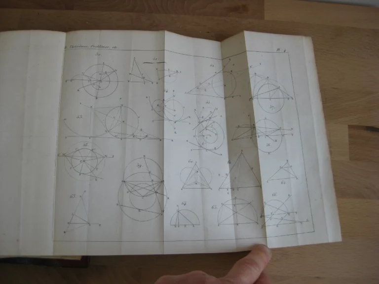 Cours de Mathématiques à l'usage de la Marine et de l'Artillerie, seconde partie Cours de Mathématiques à l'usage de la Marine et de l'Artillerie, seconde partie