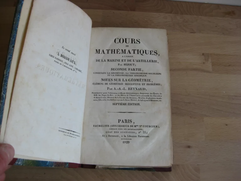 Cours de Mathématiques à l'usage de la Marine et de l'Artillerie, seconde partie Cours de Mathématiques à l'usage de la Marine et de l'Artillerie, seconde partie