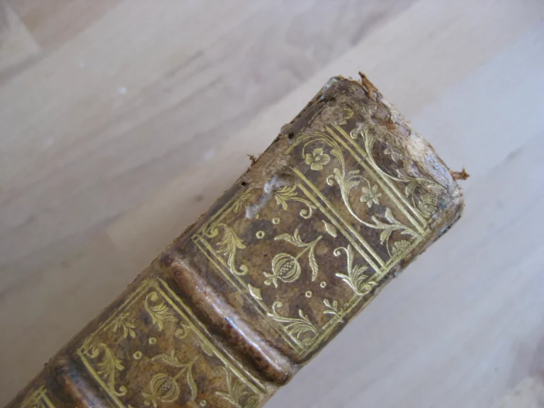 Suite du cours de mathématiques, à l'usage des gardes du pavillon et de la marine Suite du cours de mathématiques, à l'usage des gardes du pavillon et de la marine