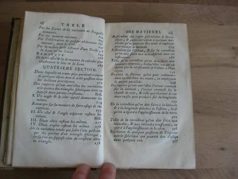 Suite du cours de mathématiques, à l'usage des gardes du pavillon et de la marine Suite du cours de mathématiques, à l'usage des gardes du pavillon et de la marine